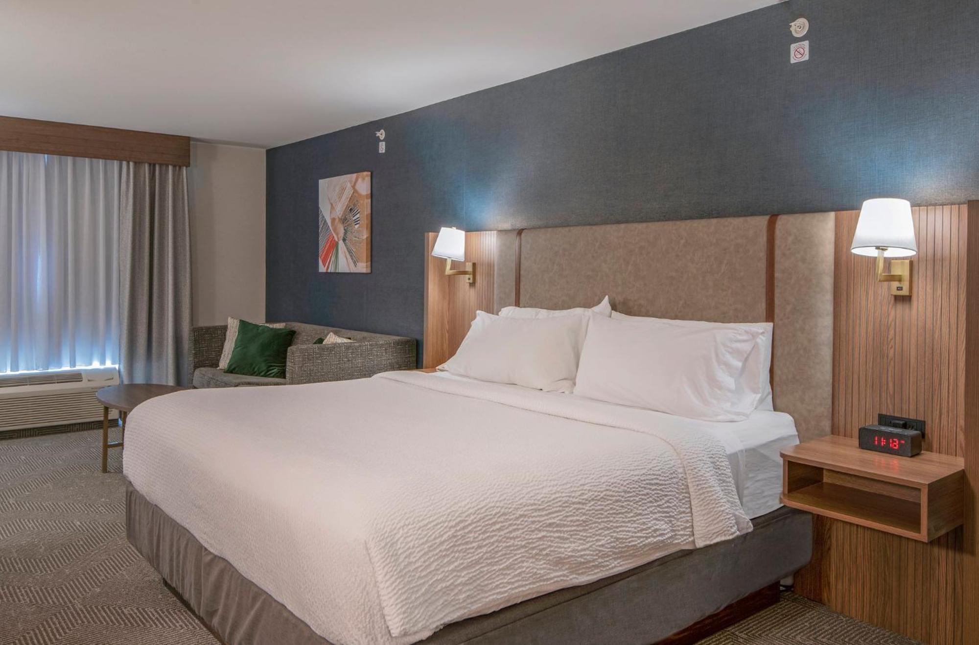 Holiday Inn Hotel And Suites-Kamloops By Ihg Exteriér fotografie